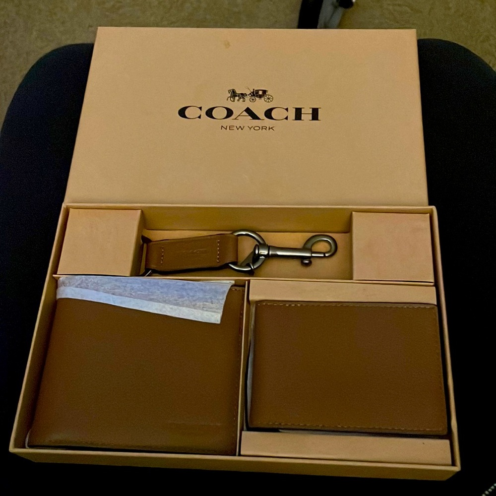 Coach wallet, ID insert and key fob